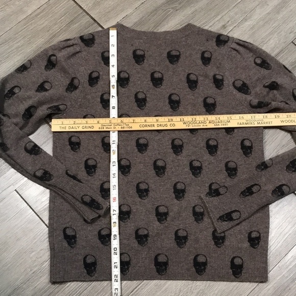 360 Skull Cashmere Cara Jack Brown Skull Print Cashmere Sweater Size S - Picture 13 of 13